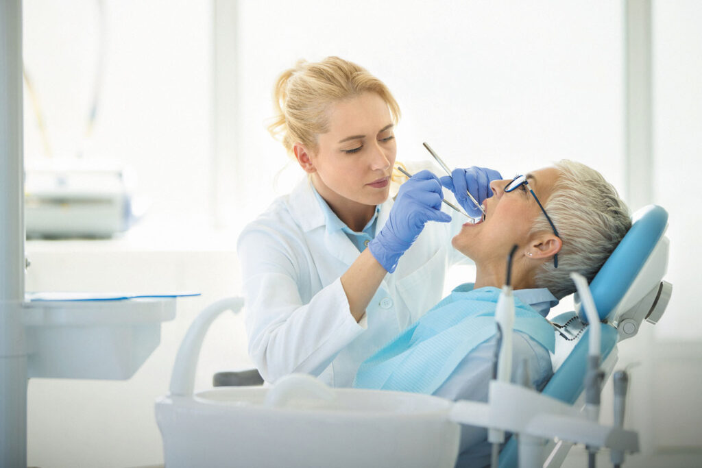 Maintaining Oral Health Between Dental Visits